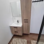 Welcome-renovated & Air-conditioned *