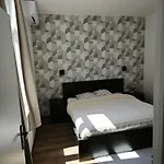 Welcome-renovated & Air-conditioned ブランケンベルヘ