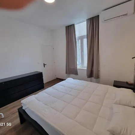 Apartment Welcome-renovated & Air-conditioned