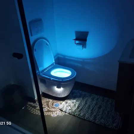 Welcome-renovated & Air-conditioned *