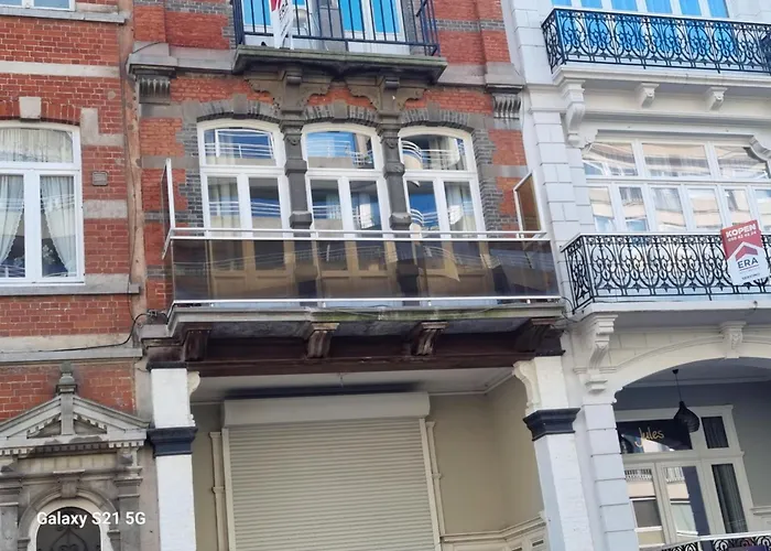 Lägenhet Welcome-renovated & Air-conditioned *