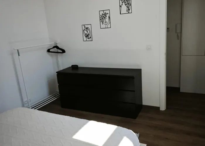 Welcome-renovated & Air-conditioned Lägenhet